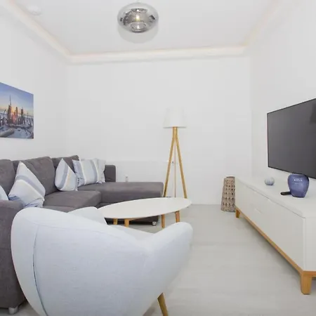 Moderne Mit Eigener Terrasse - Haus Inselwind Meersalz